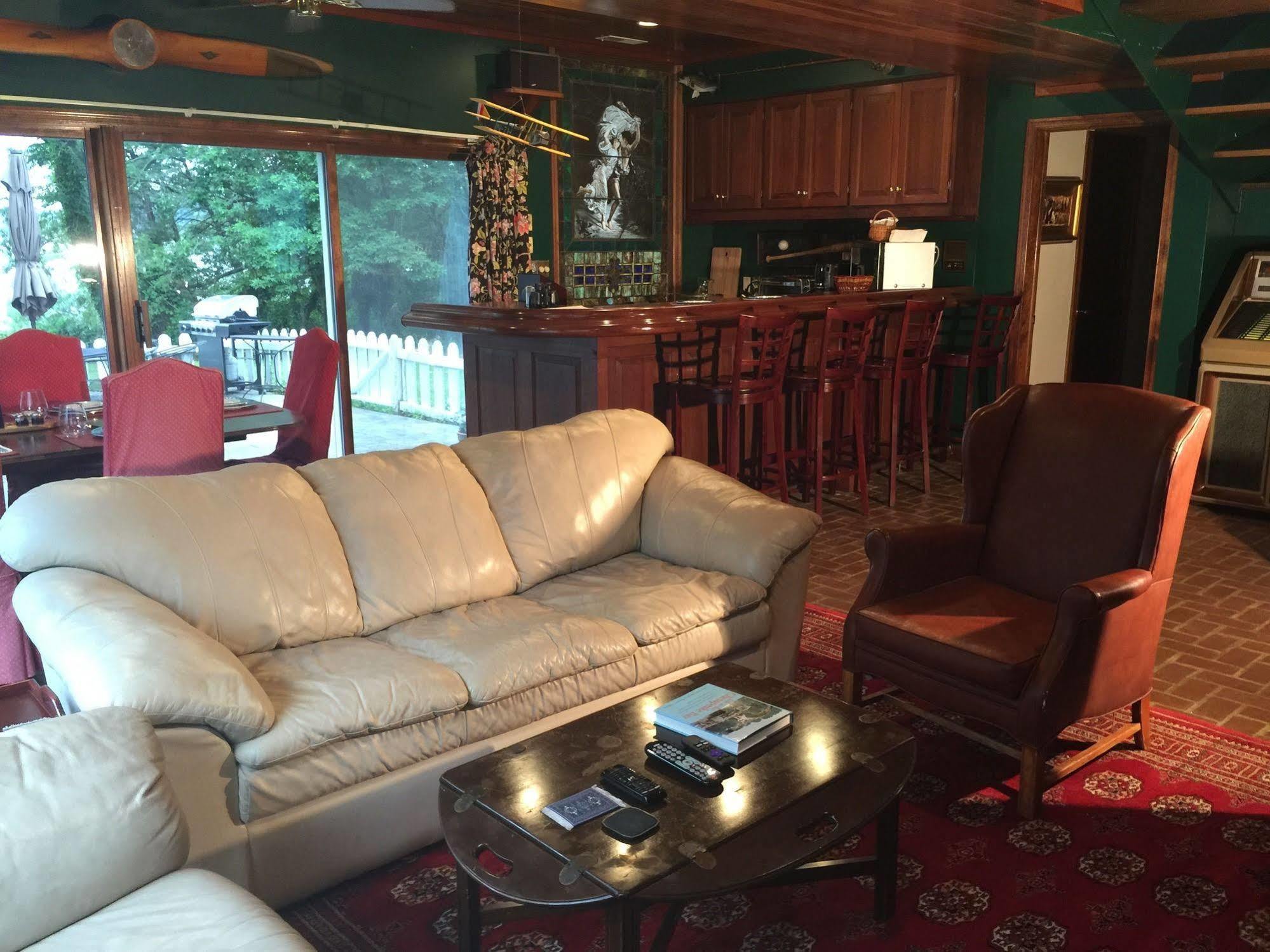 Miles River Guest House Easton Dış mekan fotoğraf